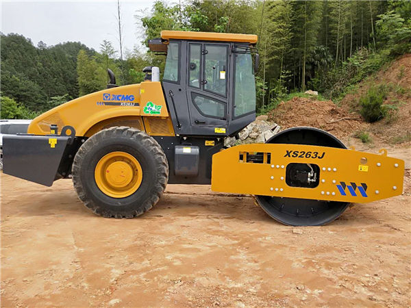 壓路機-單鋼輪XS263J