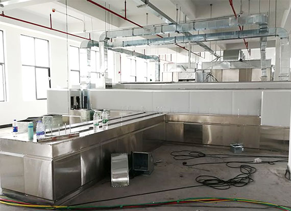 公司立足於市場，服務於客戶，以全面服務食品企業爲戰略指引