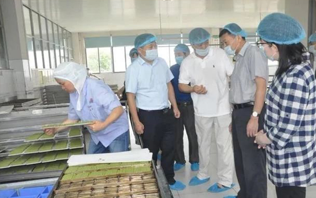 崇陽麻花入選軍運會運動員專用食品！全省僅4個！