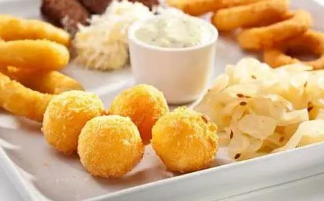 創業 | 選熟悉的領域還是從未涉足過的領域好？